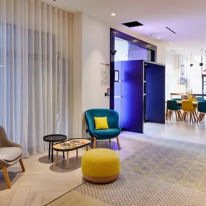 4* Ξενοδοχείο By Ihg