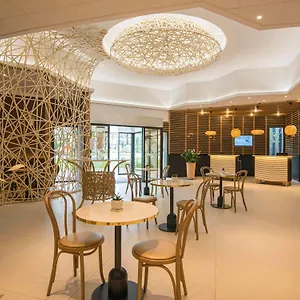4* Ξενοδοχείο Novotel Arenas Aeroport